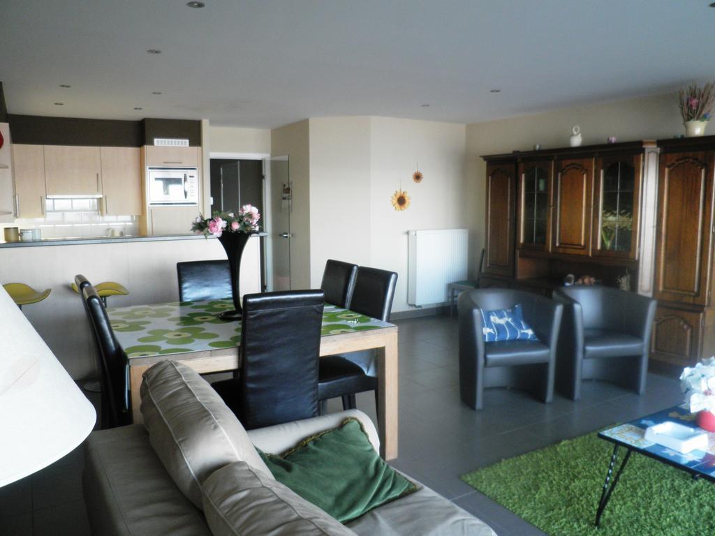 Appartement Borealis Blankenberge Ruang foto